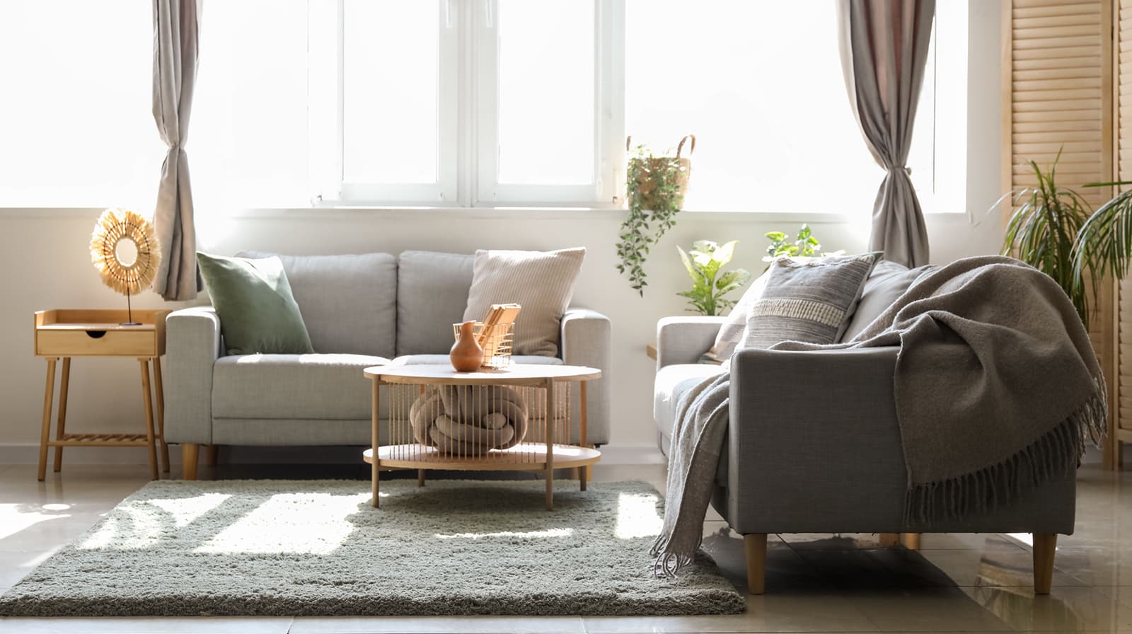 What to Do When You Need, but Can’t Afford, Window Replacement in San Diego